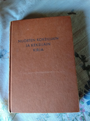 imari jämaa nuorten kokeolijan ja keksijän kirja