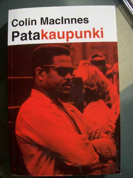 Pokkari Colin MacInnes : Patakaupunki