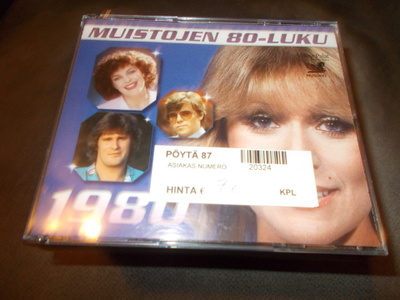 3-CD MUISTOJEN 80-LUKU