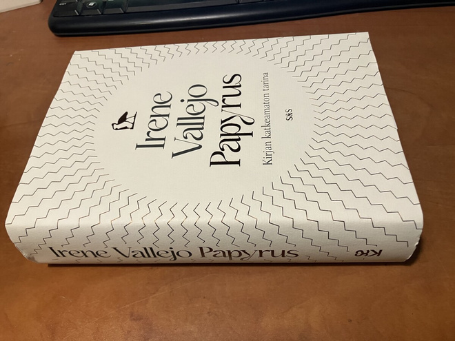 IRENE VALLEJO PAPYRUS KIRJAN KATKEAMATON TARINA HYVÄ