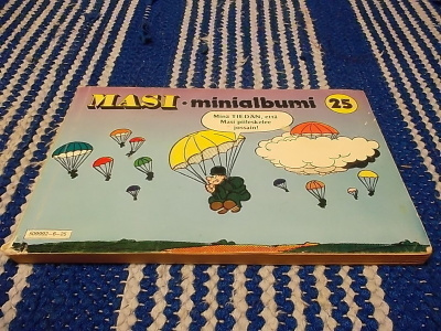 MASI MINIALBUMI NRO 25
