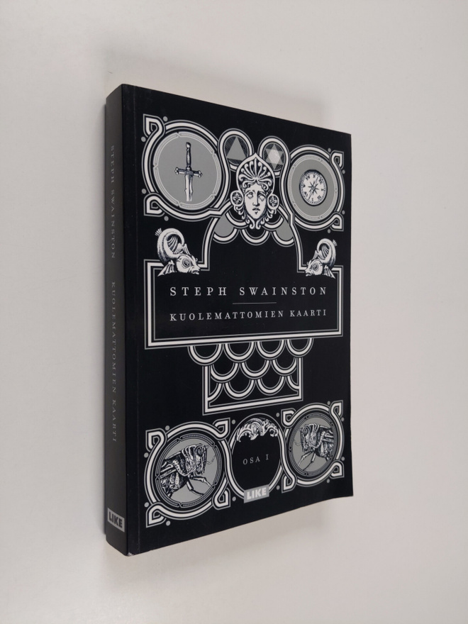 Steph Swainston : Kuolemattomien kaarti