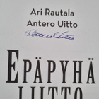 Ari Rautala ym. : Epäpyhä liitto (signeerattu) - pikkukuva 3