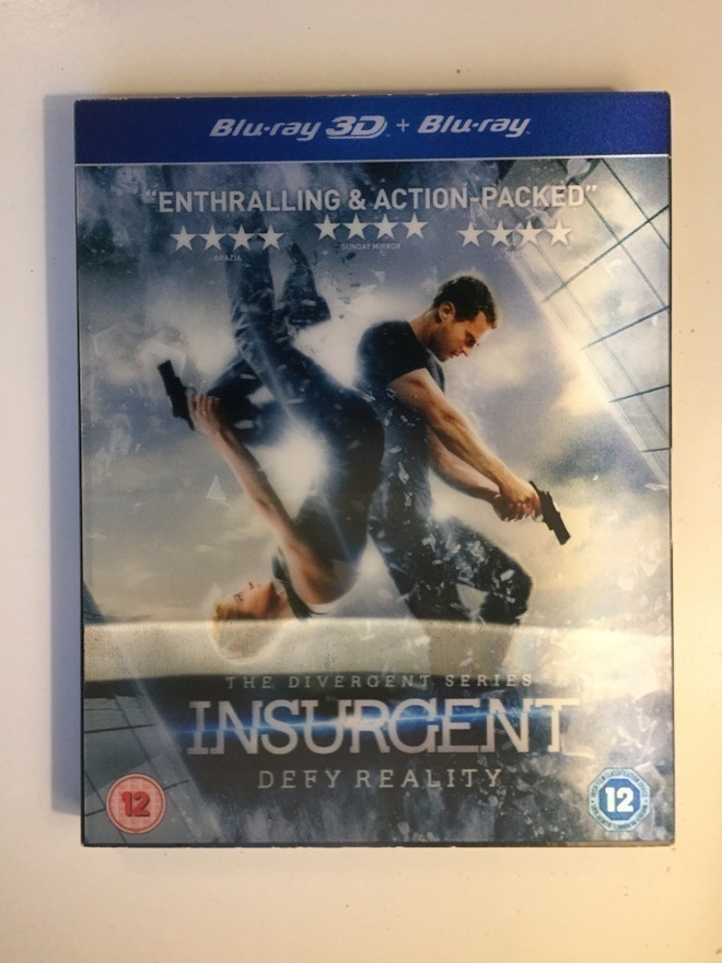 Outolintu-sarja: Kapinallinen (2015) Blu-ray 3D + Blu-ray
