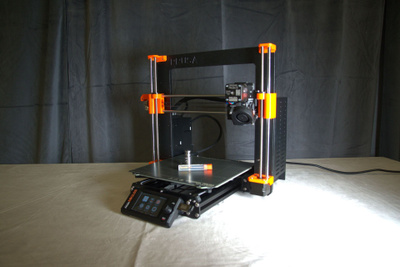 Prusa i3mk3.5 3D-tulostin. Tällä harrastat tulostamista