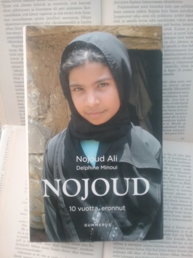 Ali, Minoui - Nojoud: 10 vuotta, eronnut