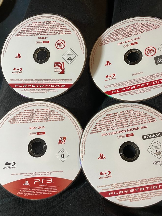 4 x PS3 Urheilupelit FIFA, NBA, PES, UEFA