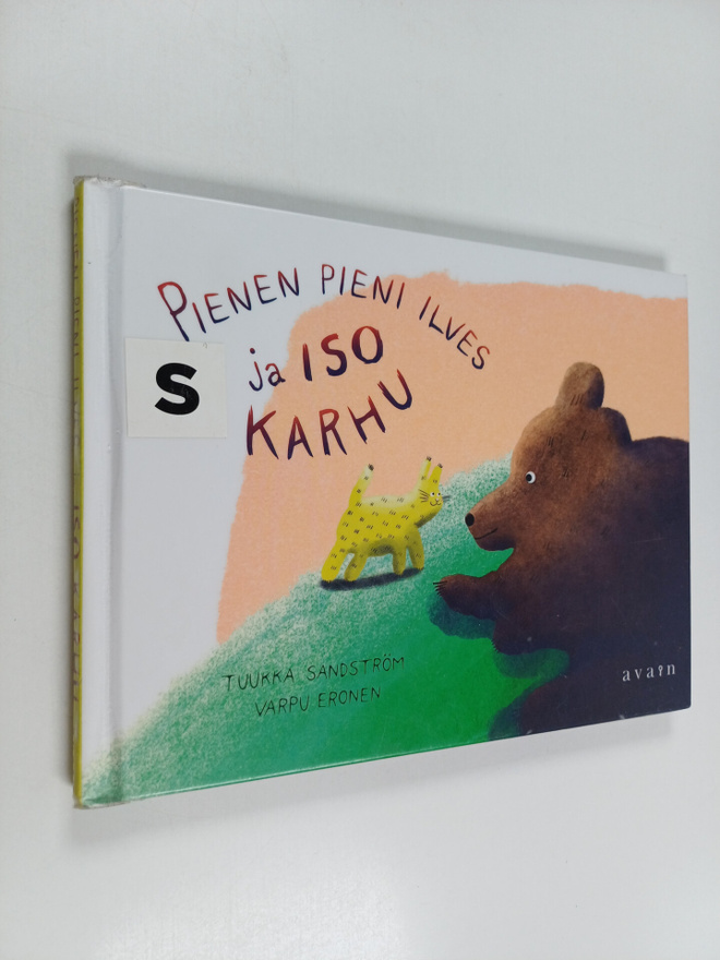 Tuukka Sandström : Pienen pieni ilves ja iso karhu