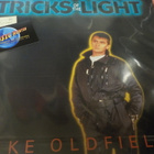 MIKE OLDFIELD - TRICKS... 1ST EU - 84 PRESS 12" EX+/EX+ - pikkukuva 1
