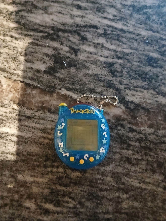 Tamagotchi 2004 Blue Light Bandai 2004