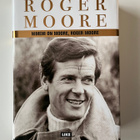 Moore: Nimeni on Moore, Roger Moore - pikkukuva 1