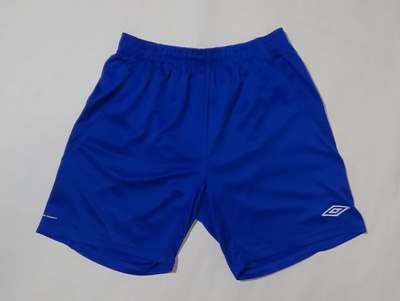 Umbro shortsit koko L