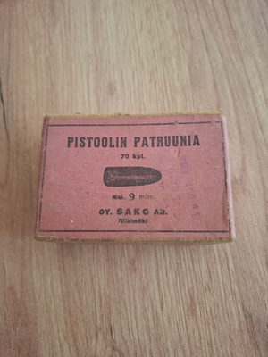 Suomi konepistoolin patruunarasia