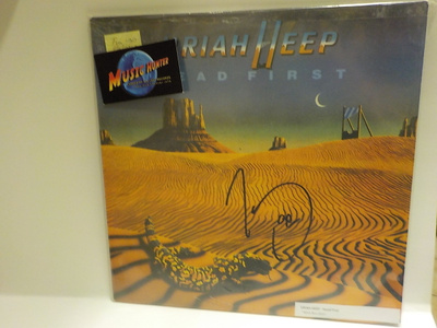 URIAH HEEP - HEAD FIRST M-/M- FRA 1990 LP + MICK BOX NIMMARI