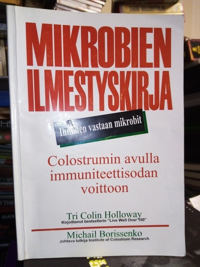 Holloway : Mikrobien Ilmestyskirja ( SIS POSTIKULU )