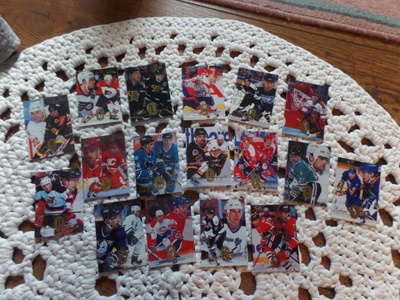 Jääkiekko keräilykortteja 94-95 Flair.