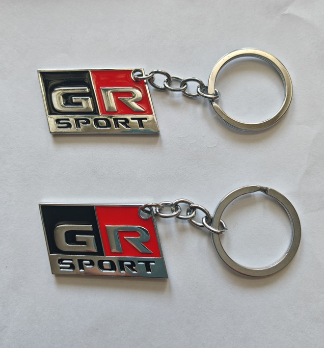 TOYOTA GR-SPORT AVAIMENPERÄ (2 kpl)