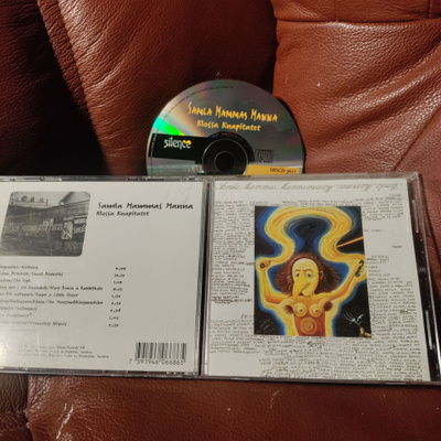 SAMLA MAMMAS MANNA-klossa knapitatet CD.