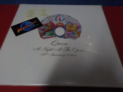 QUEEN - A NIGHT AT THE OPERA M/M LP