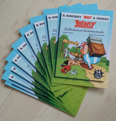 Asterix : 9kpl vanhoja mainospostikortteja