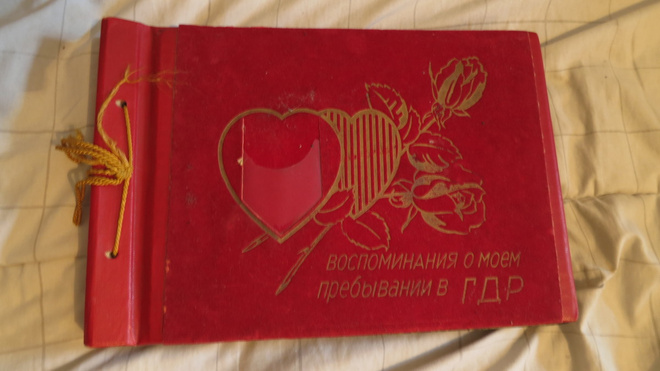 CCCP: vintage valokuva-albumi "Muistojeni DDR"