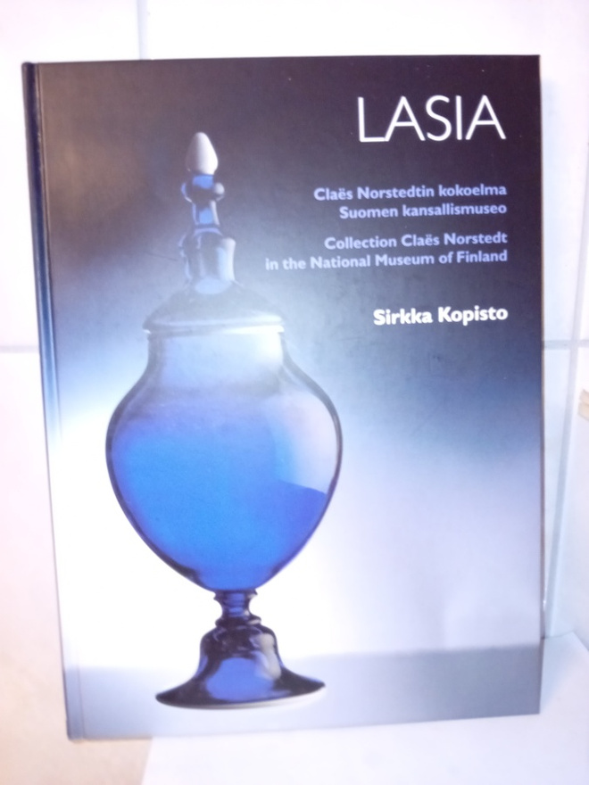 Kopisto:  Lasia ( SIS POSTIKULU)