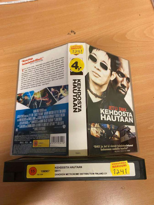 Kehdosta hautaan