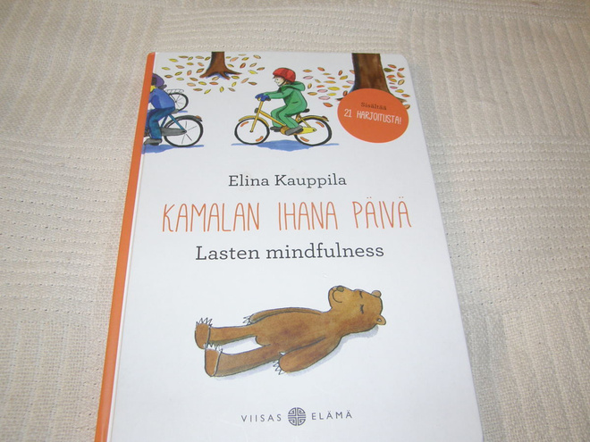 Elina Kauppila Kamalan ihana päivä