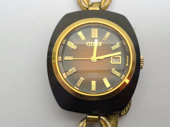 Citizen automatic 28800 21 jewels rannekello päivyrillä