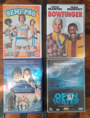 4 tiukkaa DVD elokuvaa