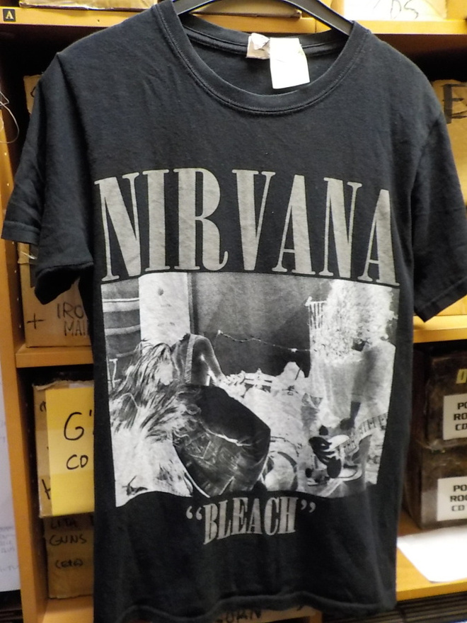 NIRVANA - BLEACH VINTAGE T-PAITA VUODELTA 1990 KOKO S