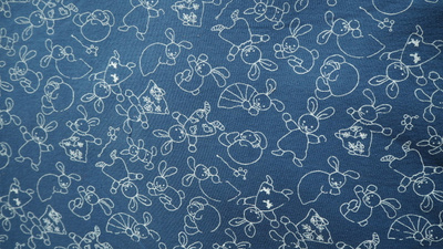 TAITOO ohut collegeneulos, 1,5 m x 4,85 m, farkunsin, PUPUJA