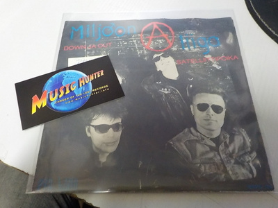 MILJOONALIIGA - DOWN JA OUT EX-/EX 7'' SINGLE