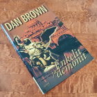 Dan Brown: Enkelit ja Demonit - pikkukuva 1