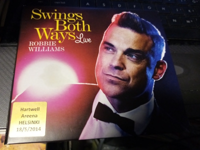 2CD Robbie Williams :  Swings both ways Live HELSINKI