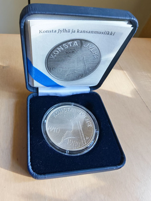 Suomi 2010 10 € Konsta Jylhä ja kansanmusiikki HOPEA bu