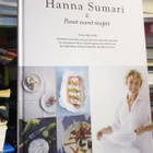 Hanna Sumari & Pienet suuret reseptit ( SIGNED) SIS POSTIKUL - pikkukuva 1