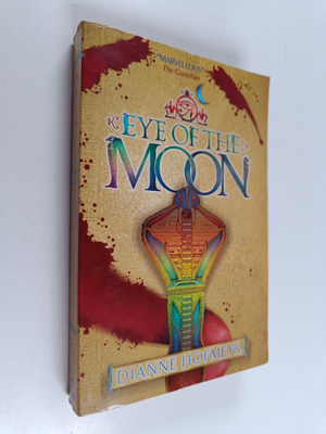 Dianne Hofmeyer : Eye of the moon