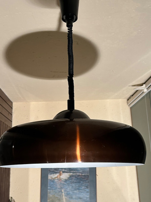 Ker lux kattovalaisin