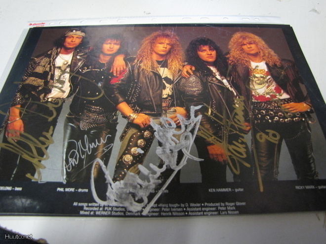 PRETTY MAIDS PROMOKUVA KOKO BÄNDIN NIMMAREILLA !