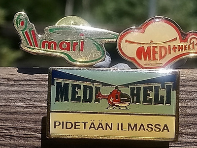 Mediheli ja Ilmari - 3 Pinssiä. Hyväkuntoiset. Halkaisija -