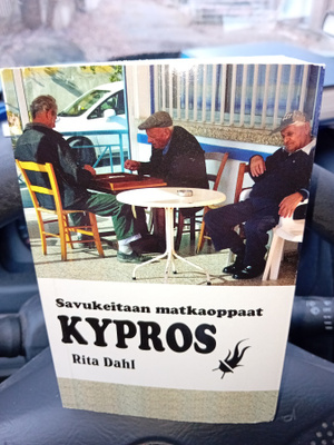 Dahl : Kypros- savukeitaan matkaoppaat ( SIS POSTIKULU)