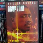Drop Zone (1994) Wesley Snipes - pikkukuva 1