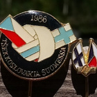 Neulamerkit Suomi - Tsekki. Halkaisija - 25 ja 12 mm. Toinen - pikkukuva 1