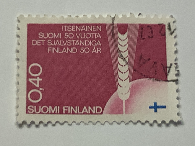 635 / 1967 Itsenäinen Suomi 50v 2/3 o leimattu