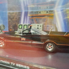 BATMAN TV SERIES UUSI BATMOBILE - pikkukuva 2