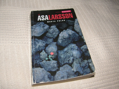Åsa Larsson Musta polku -pok
