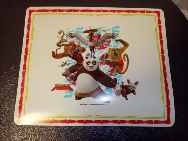 Tupperware Kungfu panda alusta uusi