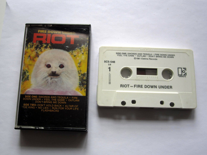 RIOT Fire Down Under C-KASETTI 1981