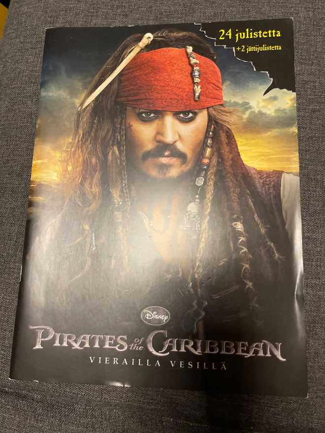 Pirates of the Caribbean -kirja + 2 jättijulistetta (UUSI